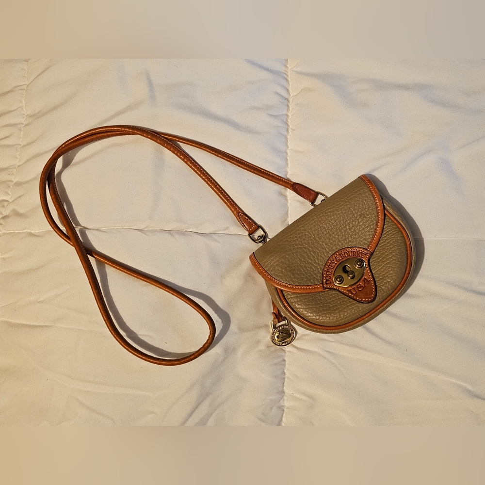 Dooney & Bourke Crossbody Bag